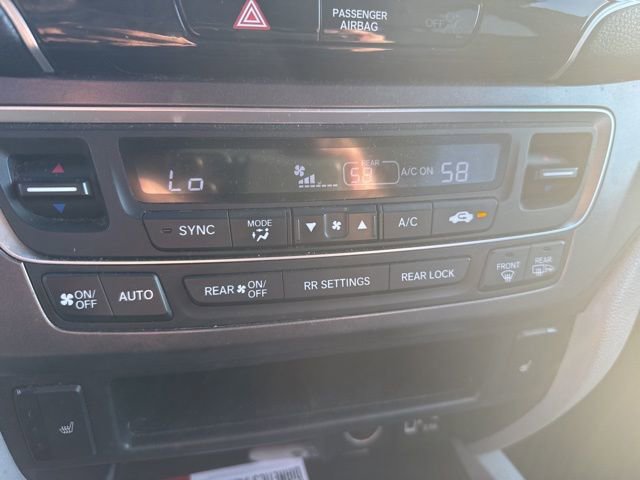 2020 Honda Pilot EX-L photo 7