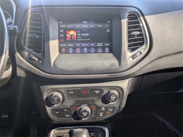 2020 Jeep Compass Latitude photo 16