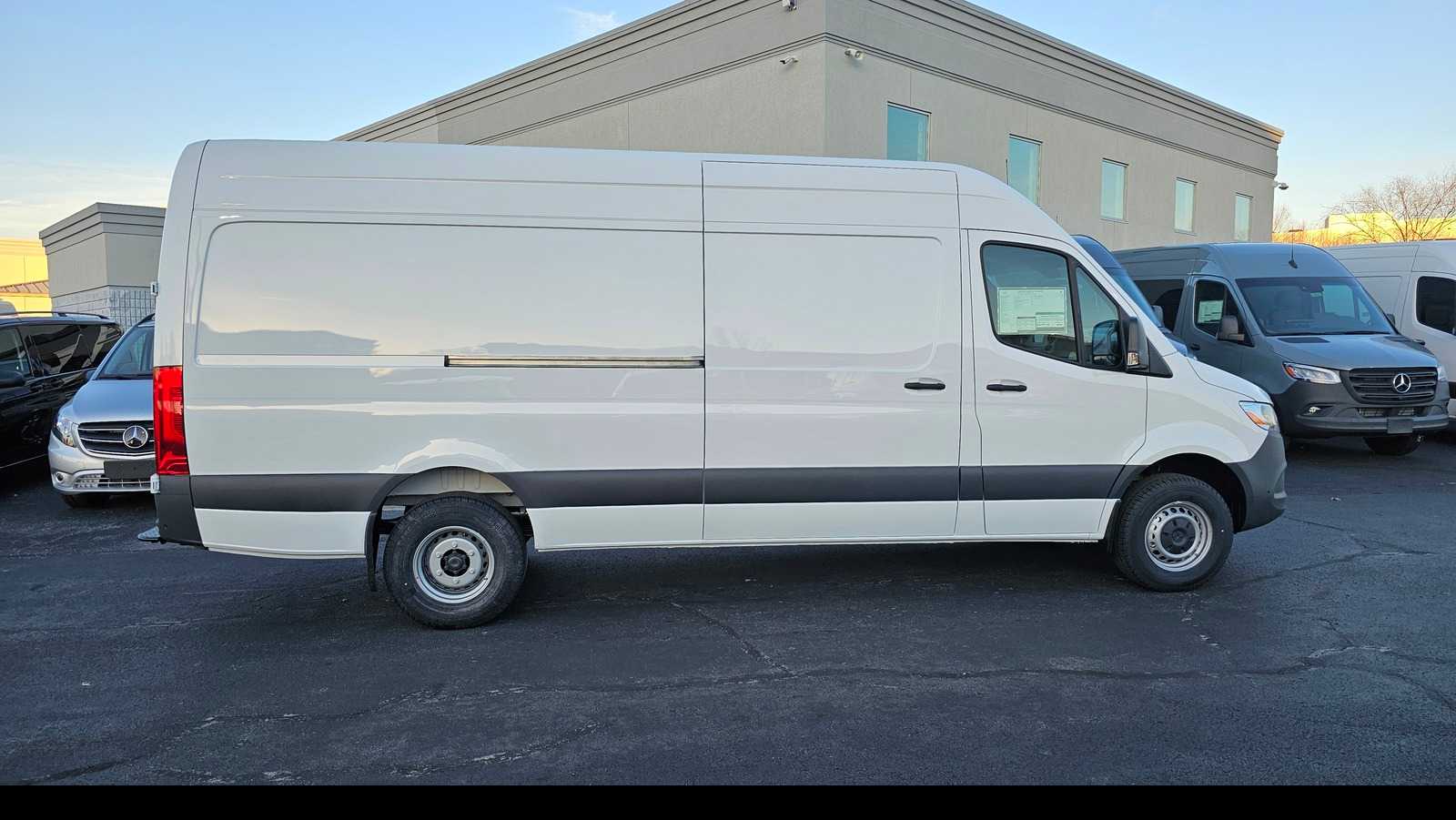 Pre-Owned 2024 Mercedes-Benz Sprinter