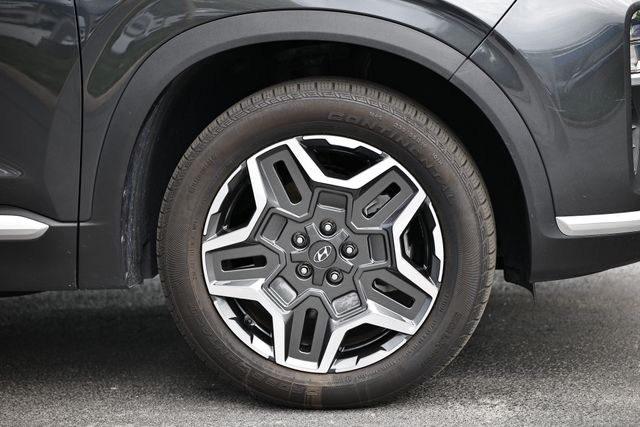2023 Hyundai Santa Fe SEL Premium photo 4