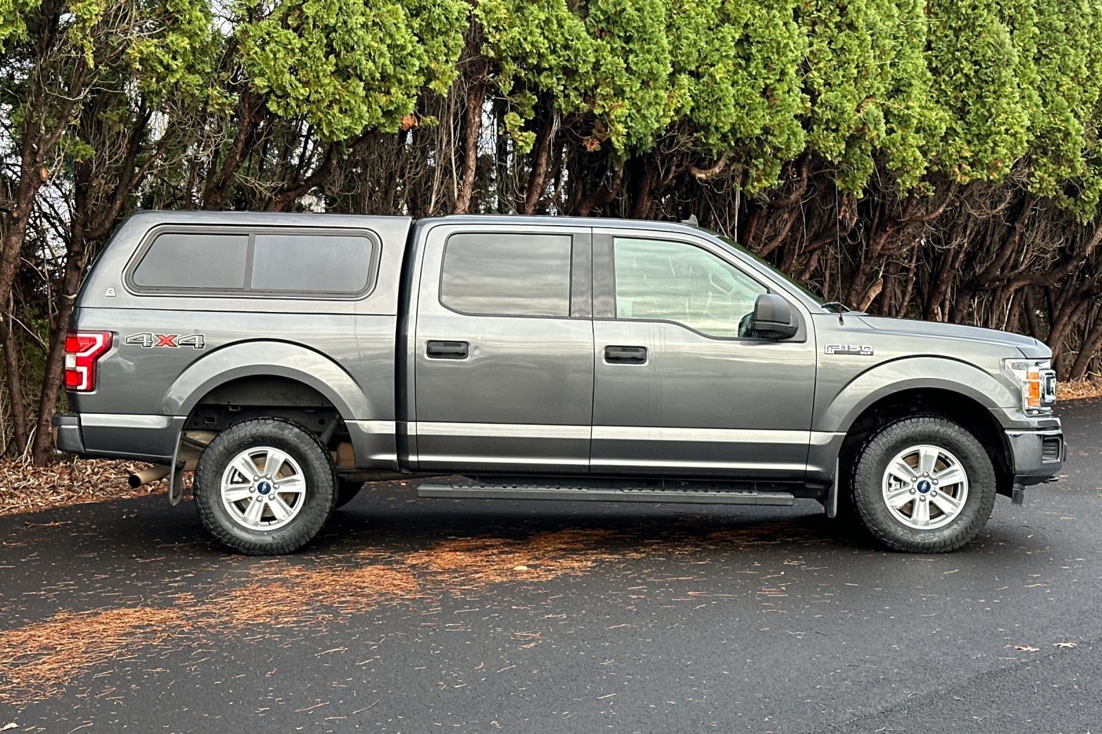 2020 Ford F-150 XLT photo 2
