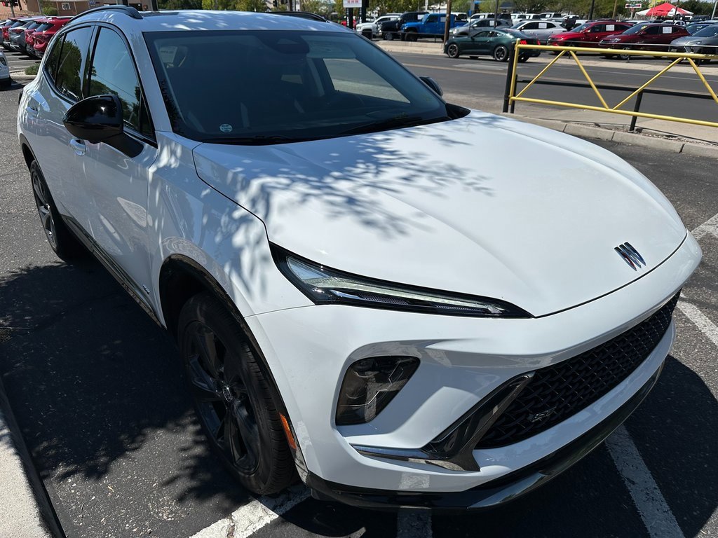 2025 Buick Envision Sport Touring's photo