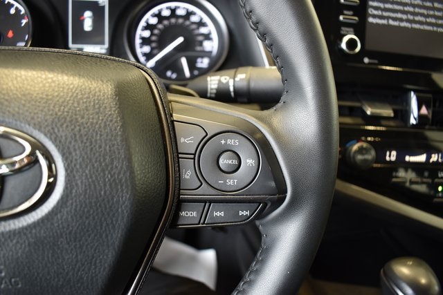 2024 Toyota Camry SE photo 18
