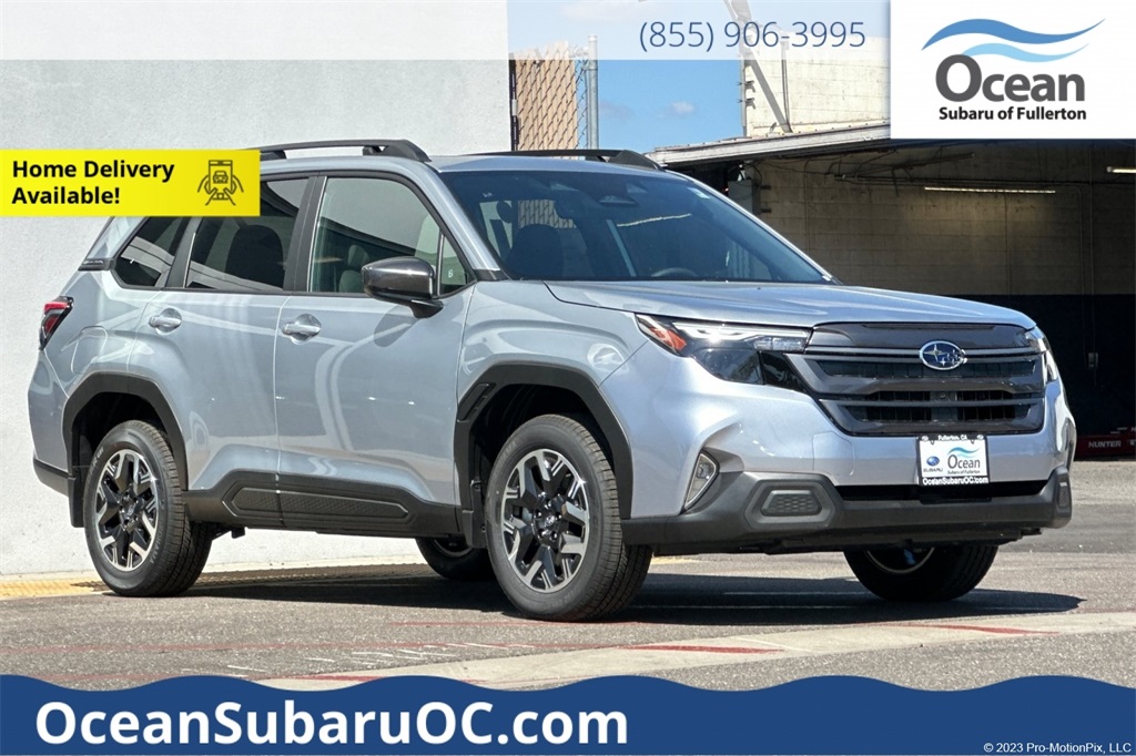 2025 Subaru Forester Premium's photo