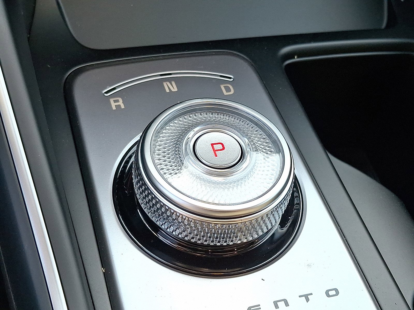 2025 Kia Sorento Plug-In Hybrid EX photo 9