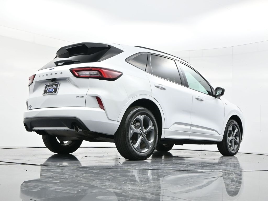 2023 Ford Escape ST-Line photo 42