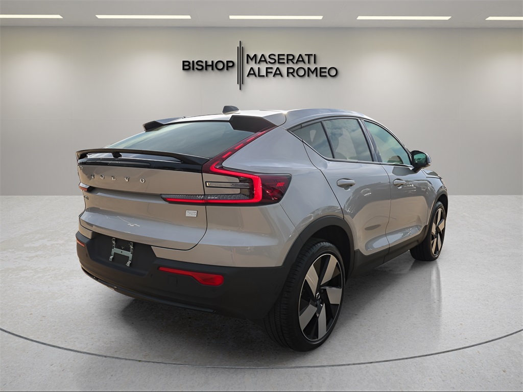 2023 Volvo C40 Recharge Ultimate photo 3