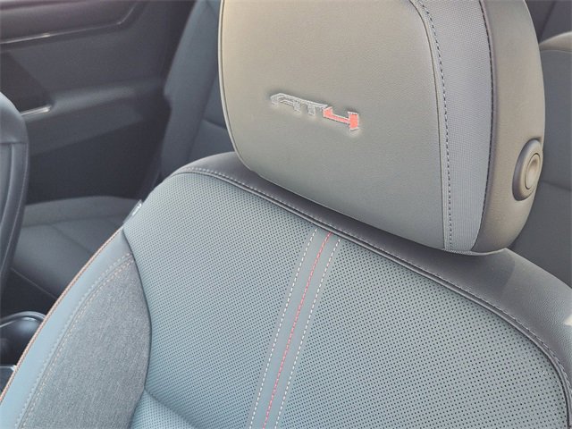2024 Gmc Acadia AT4 photo 11