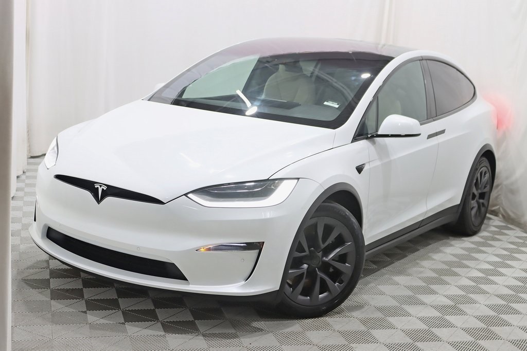 2022 Tesla Model X Plaid photo 5