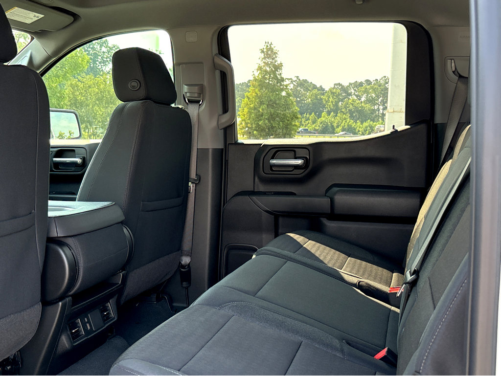 2025 Chevrolet Silverado 1500 Custom photo 16