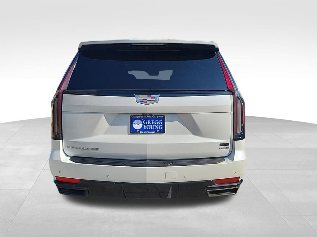 2023 Cadillac Escalade Sport Platinum photo 3