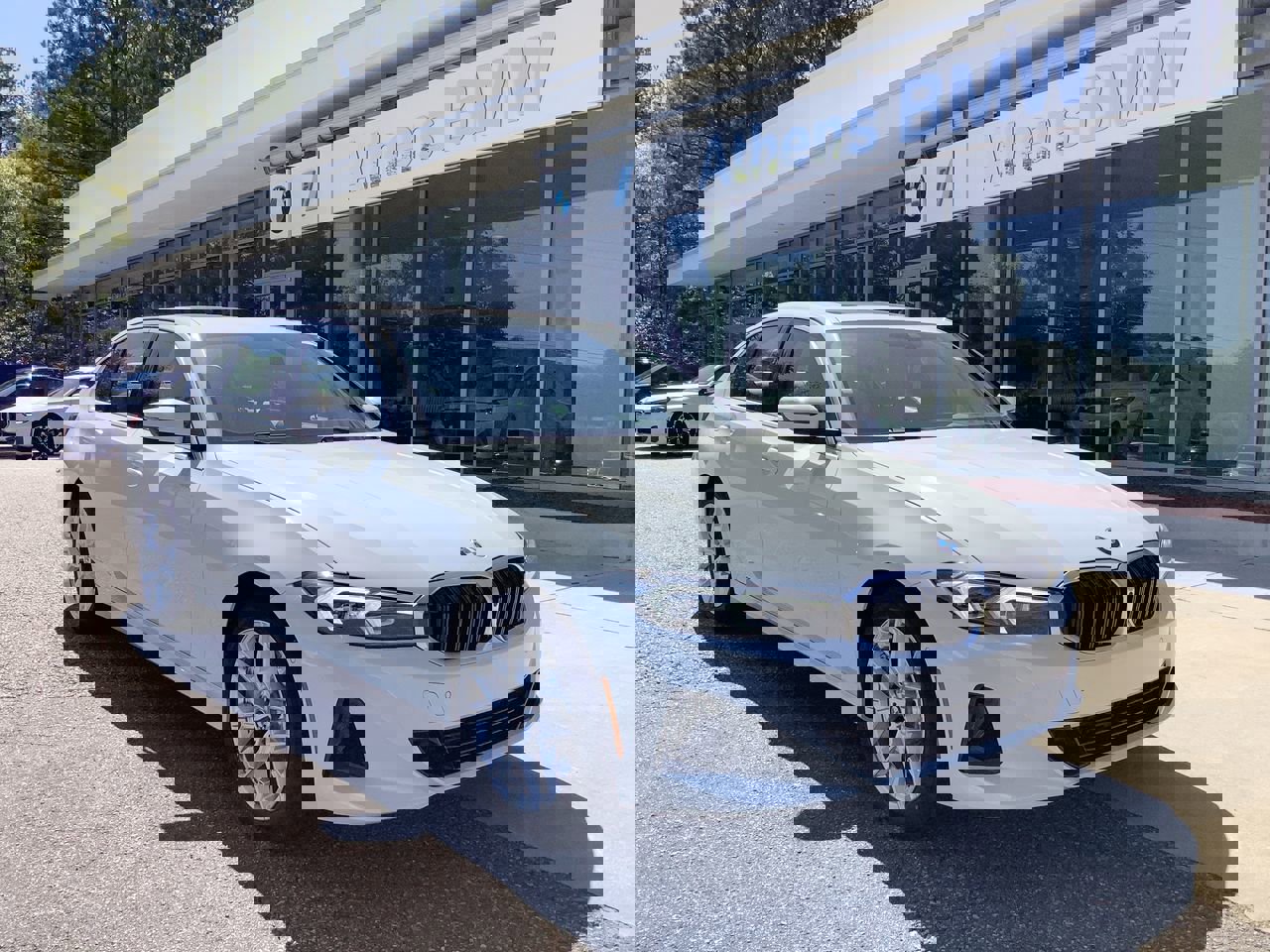 2025 BMW 3 Series 330i