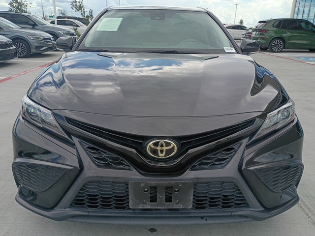2023 Toyota Camry SE photo 2