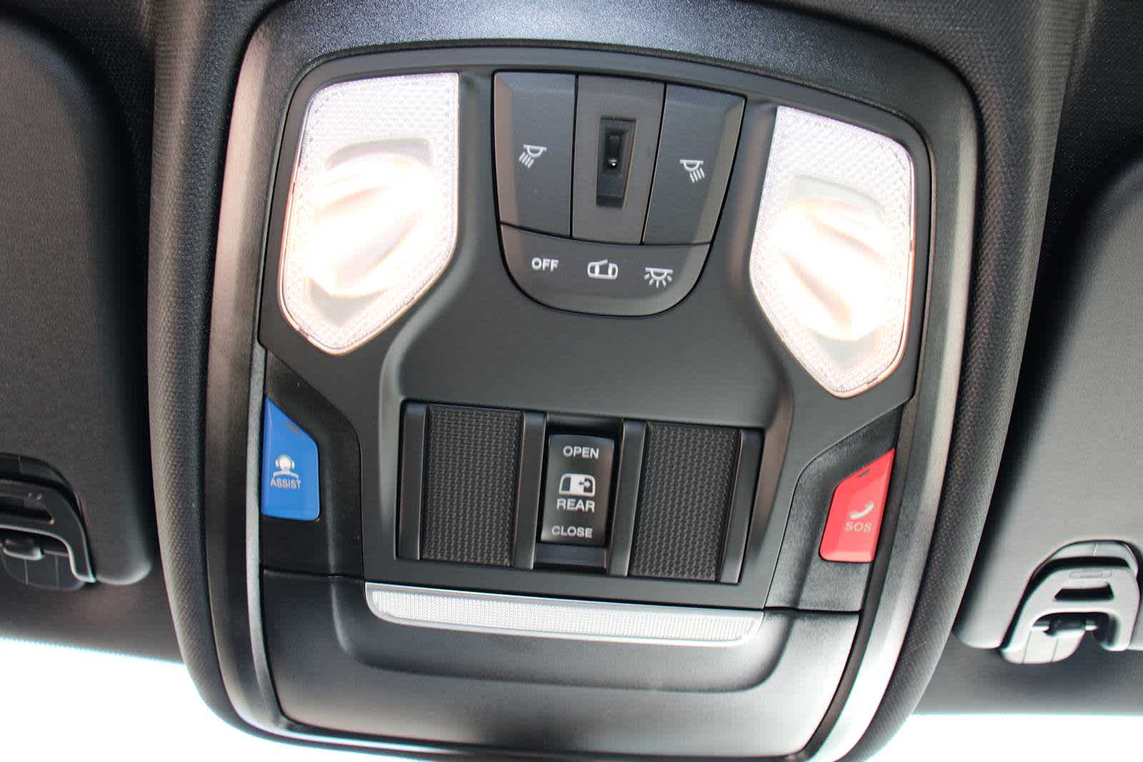 2025 Ram 1500 Tradesman photo 35