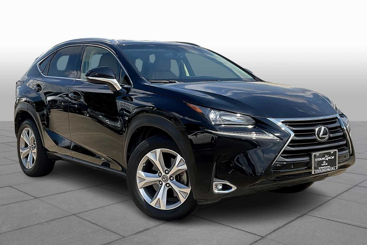 2017 Lexus NX 200t Luxury photo 2