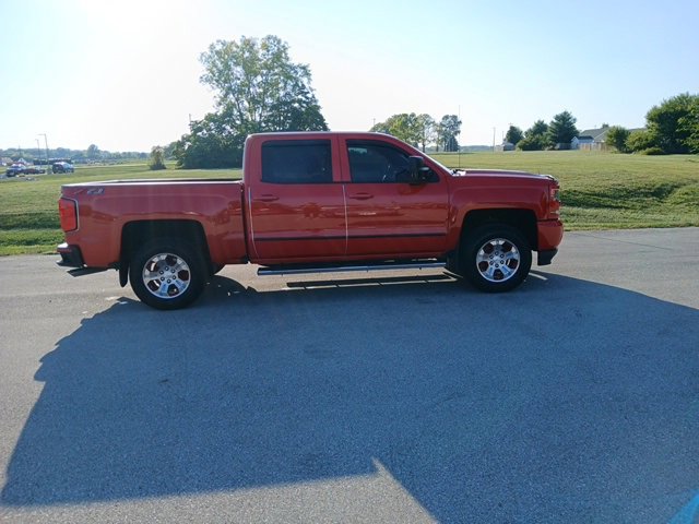 2018 Chevrolet Silverado 1500 LT photo 6