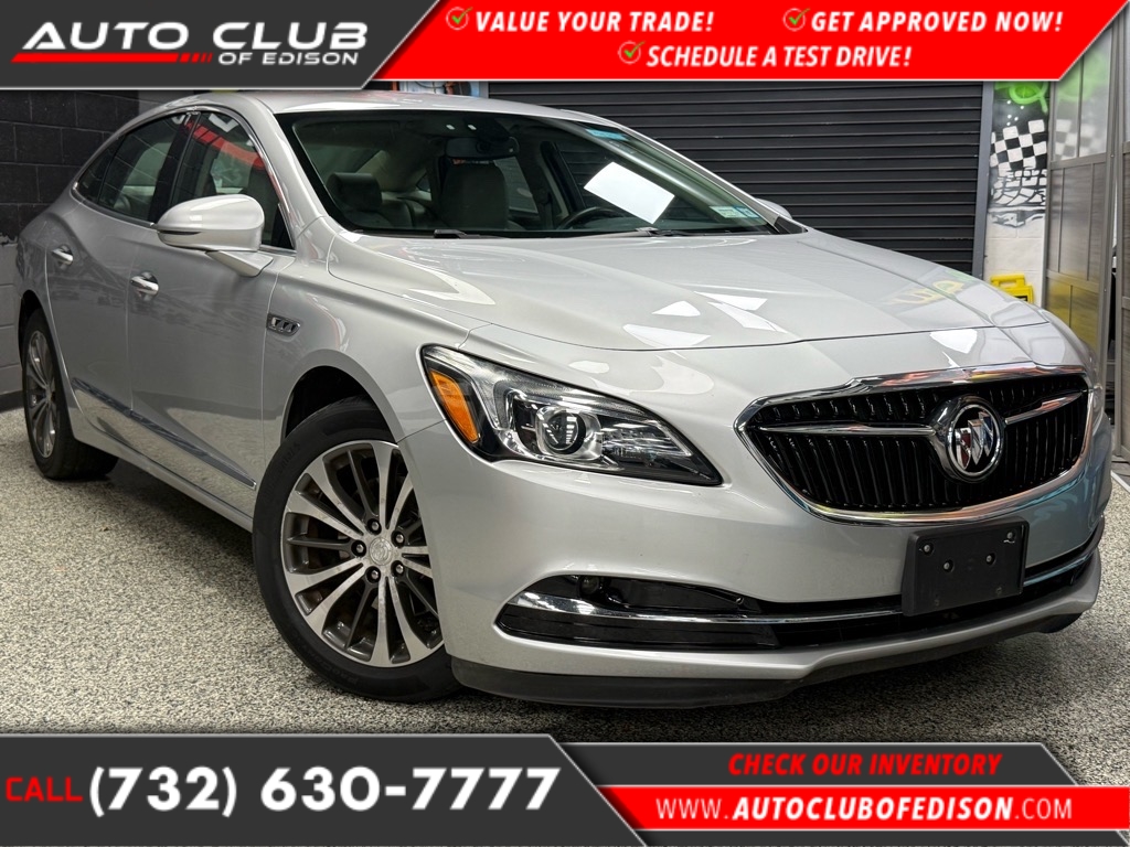 2017 Buick LaCrosse Preferred's photo