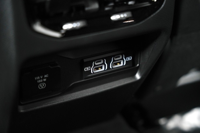 2025 Jeep Grand Cherokee Altitude photo 27