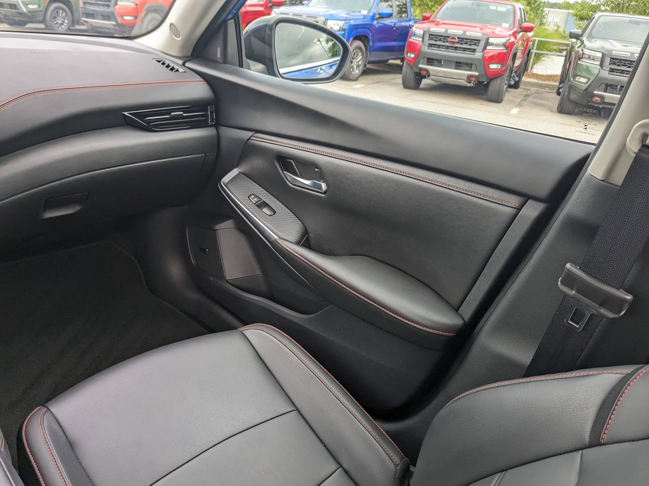 2024 Nissan Sentra SR photo 13