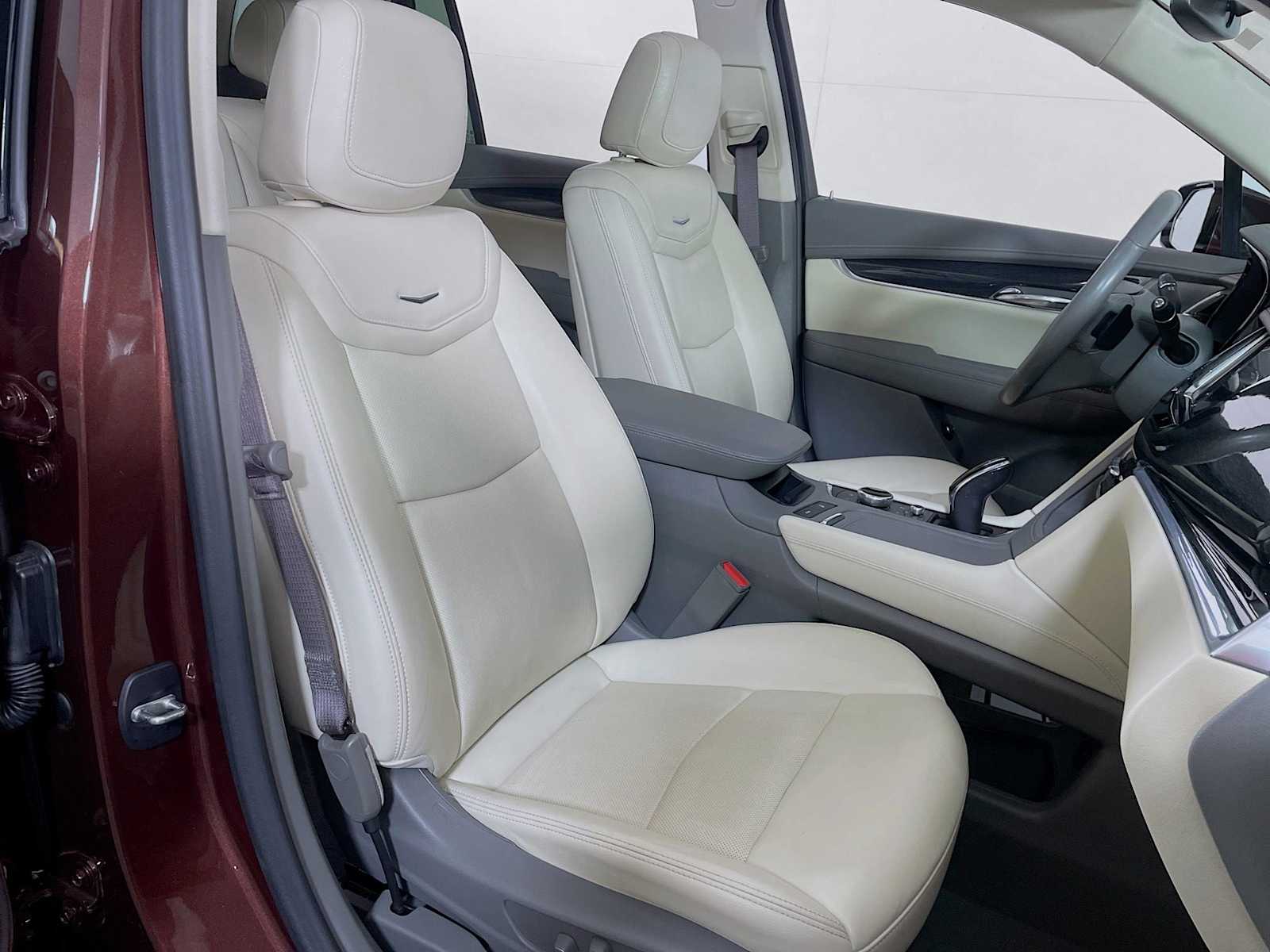 2022 Cadillac XT6 Premium Luxury photo 27