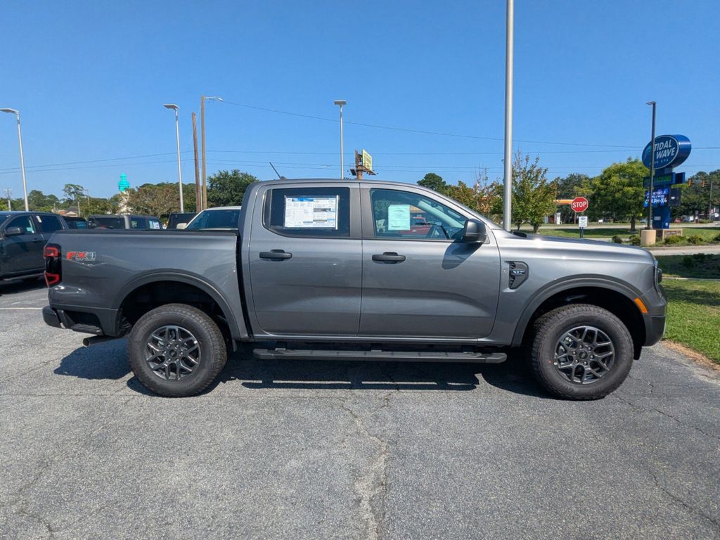 2025 Ford Ranger XLT photo 3