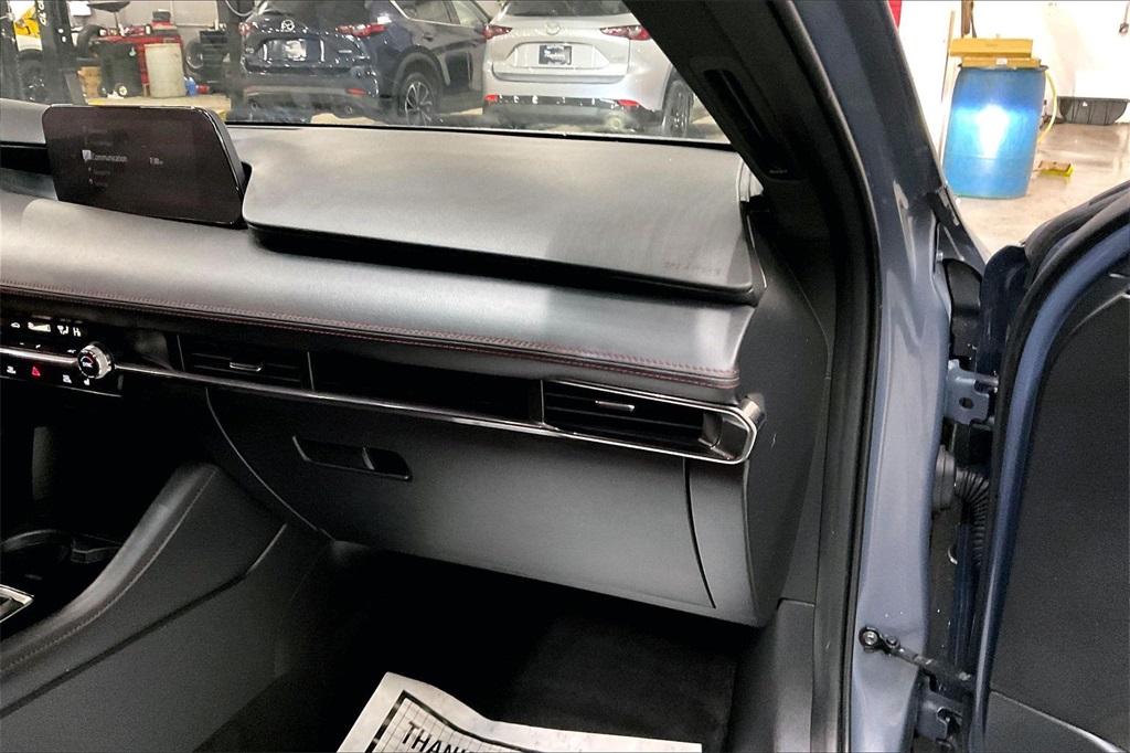 2023 MAZDA MAZDA3 - Image 15