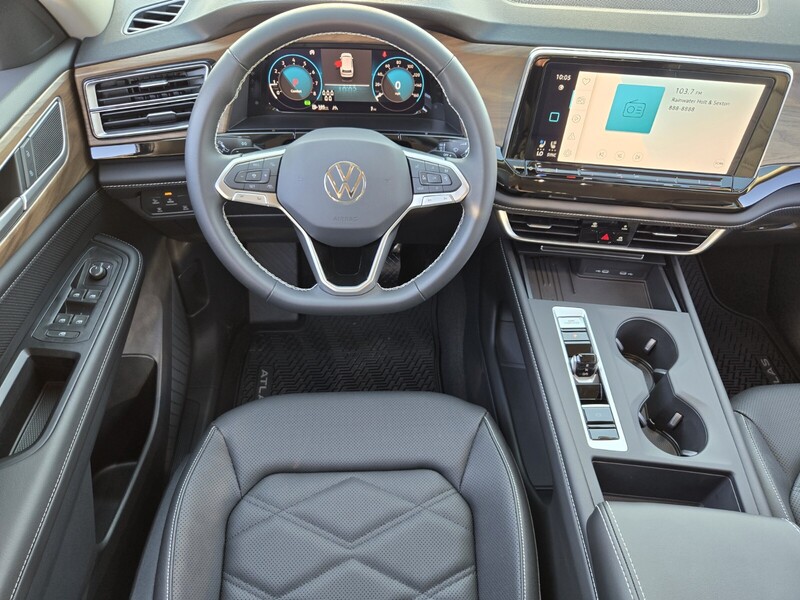 2026 Volkswagen Atlas SE photo 4