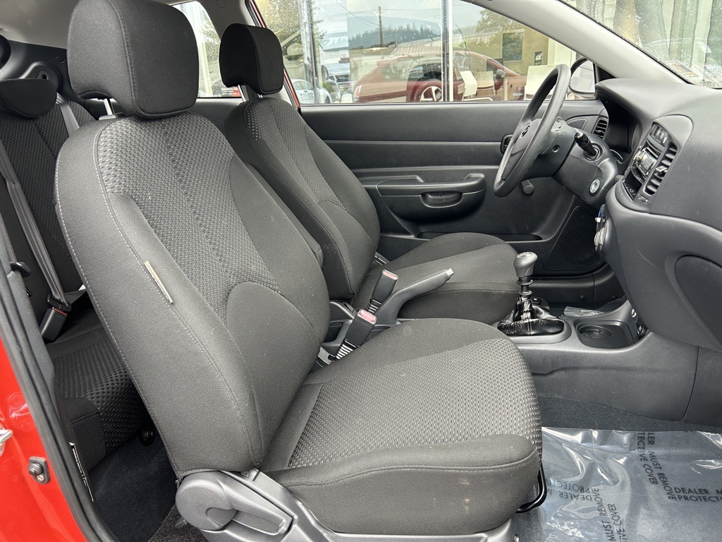 2008 Hyundai Accent GS photo 24