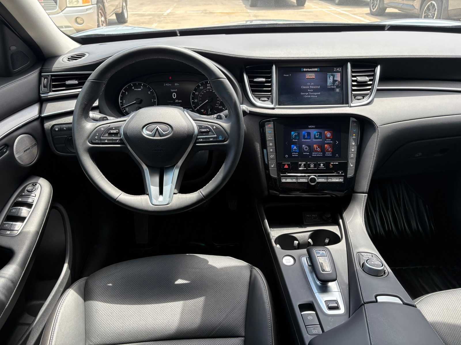 Used 2023 Slate Gray INFINITI LUXE image 12