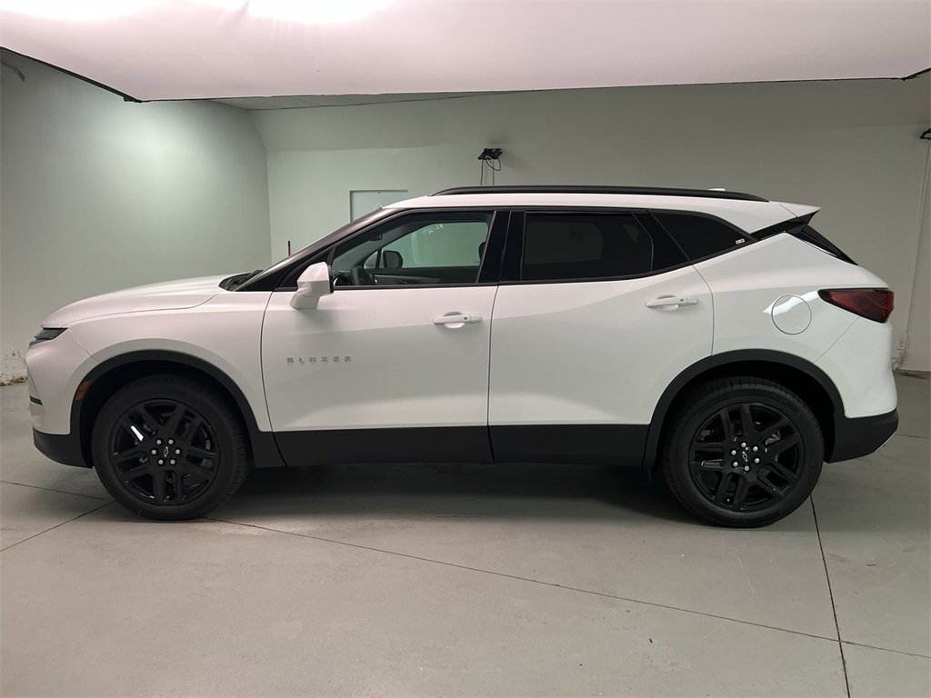2025 Chevrolet Blazer 2LT photo 4