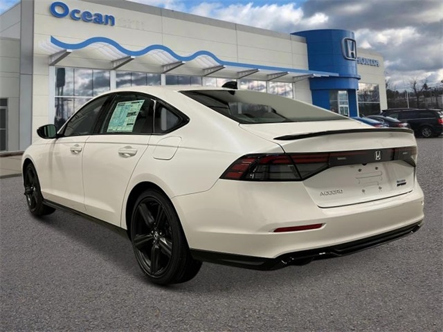 2025 Honda Accord Hybrid Sport-L photo 3