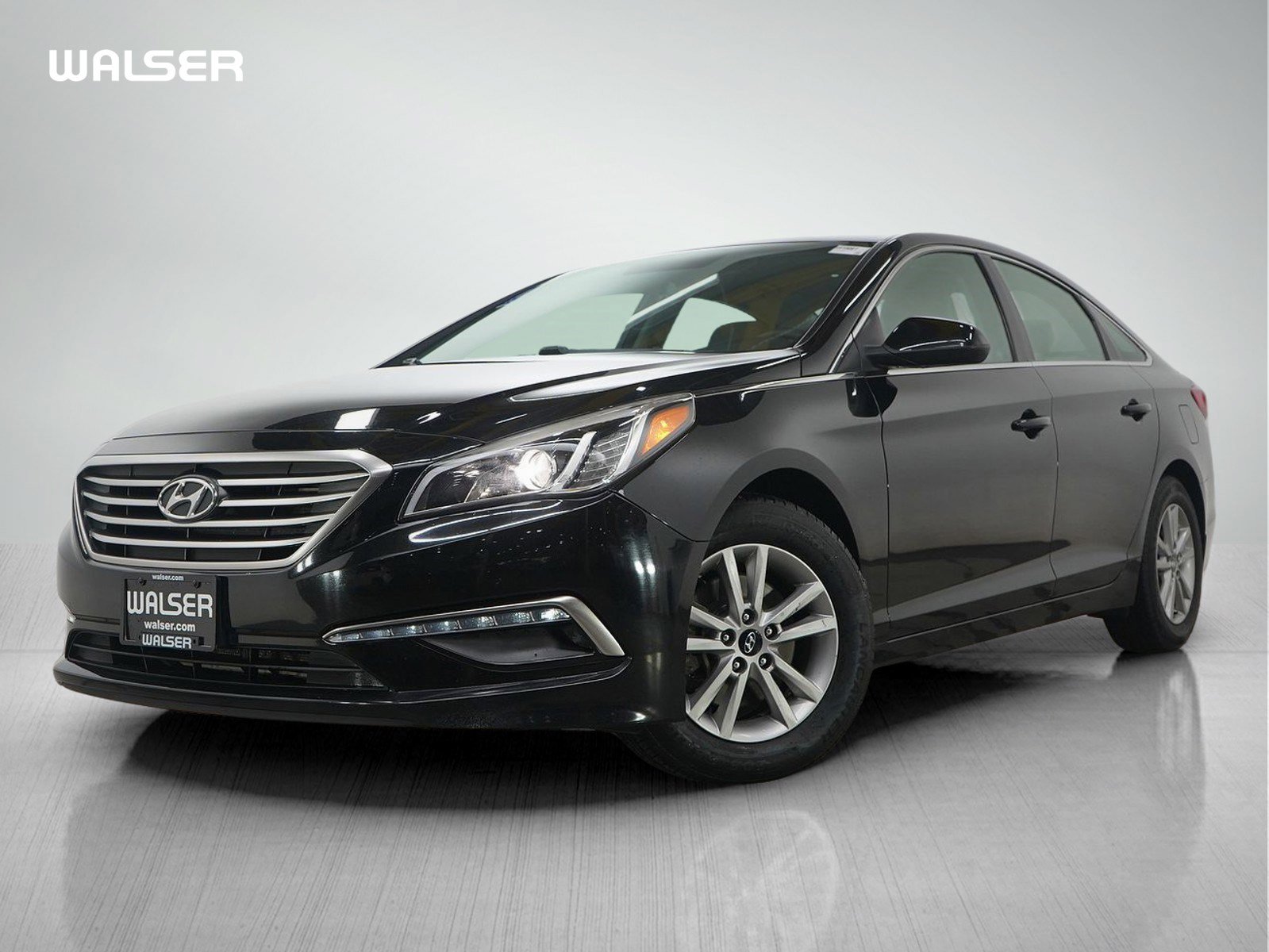2015 Hyundai Sonata SE's photo