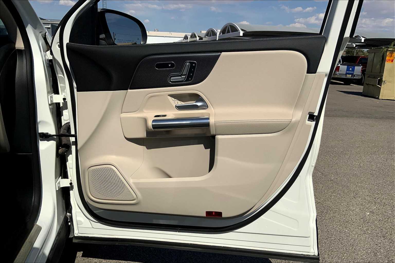 2022 Mercedes Benz GLA 250 4MATIC photo 20