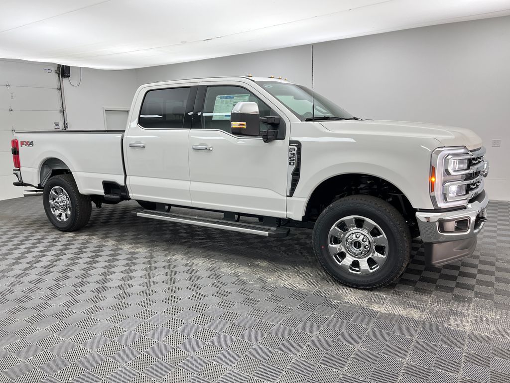 2026 Ford F-350 Lariat photo 7