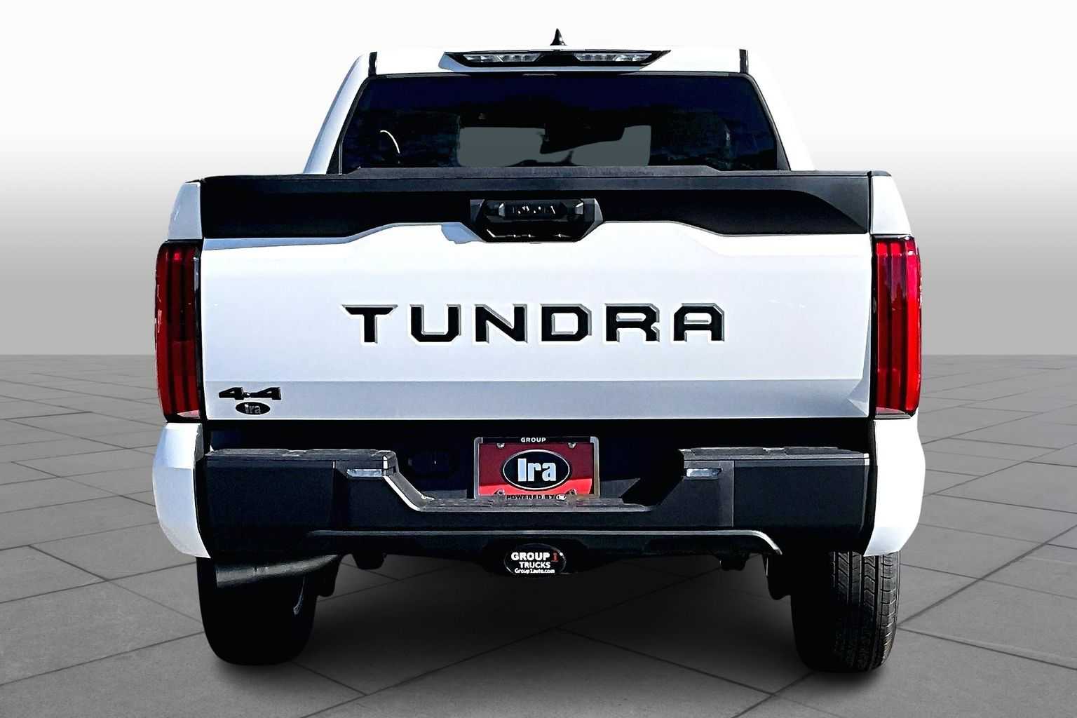 2025 Toyota Tundra SR5 CrewMax photo 4