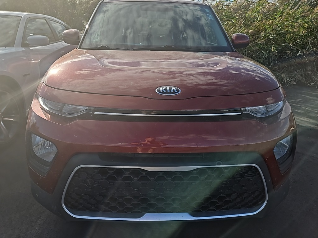 2021 Kia Soul LX photo 2