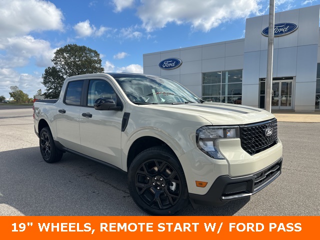 2025 Ford Maverick XLT photo 2