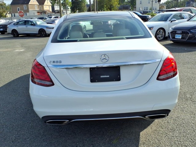 2015 Mercedes Benz C 300 photo 5