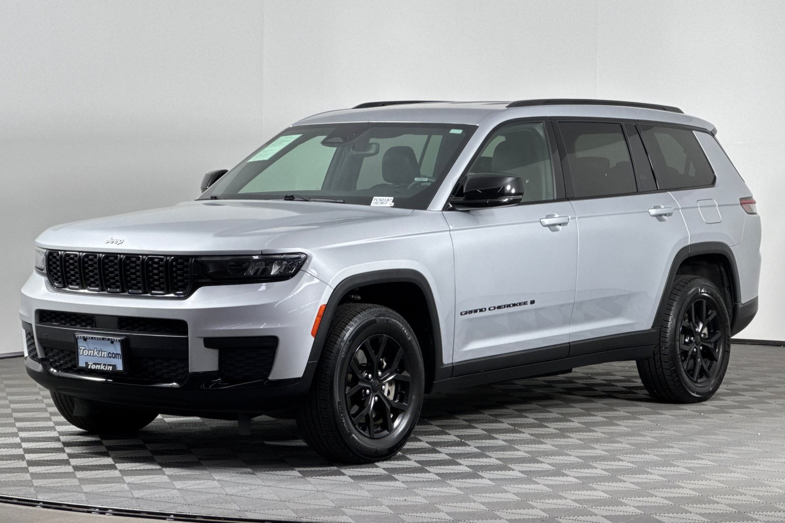 2024 Jeep Grand Cherokee Altitude photo 7