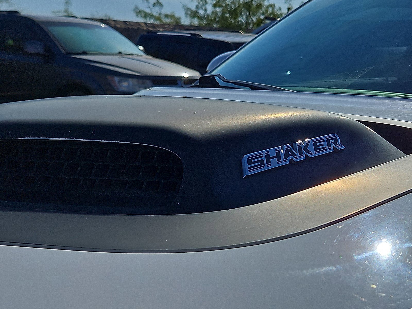 2014 Dodge Challenger R/T photo 21