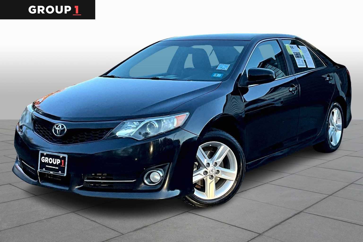 2014 Toyota Camry SE