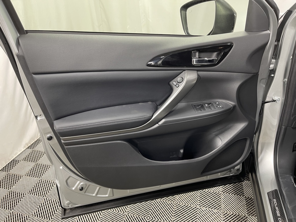 2025 Mitsubishi Eclipse Cross SEL photo 21