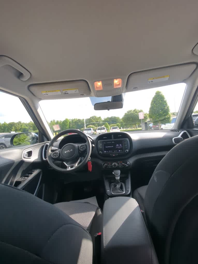2023 Kia Soul LX photo 12