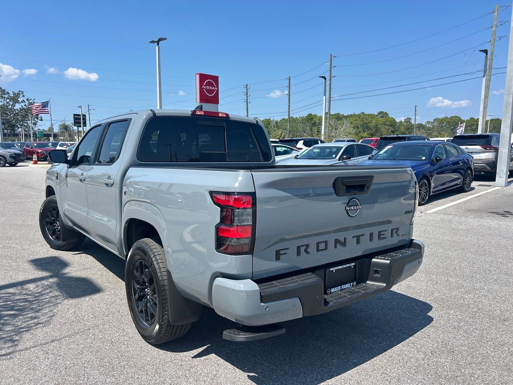 2026 Nissan Frontier SV photo 3