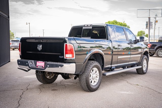2017 Ram 3500 Laramie photo 8