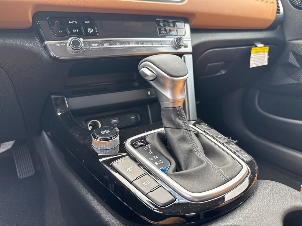 2025 Kia Seltos EX photo 29