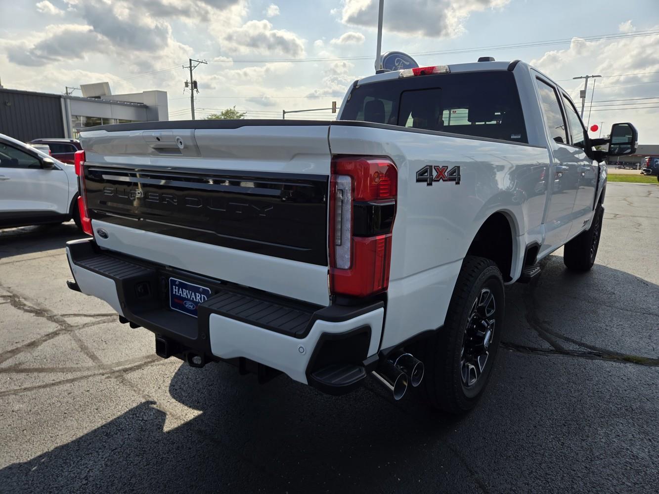 2026 Ford F-350 Platinum photo 3