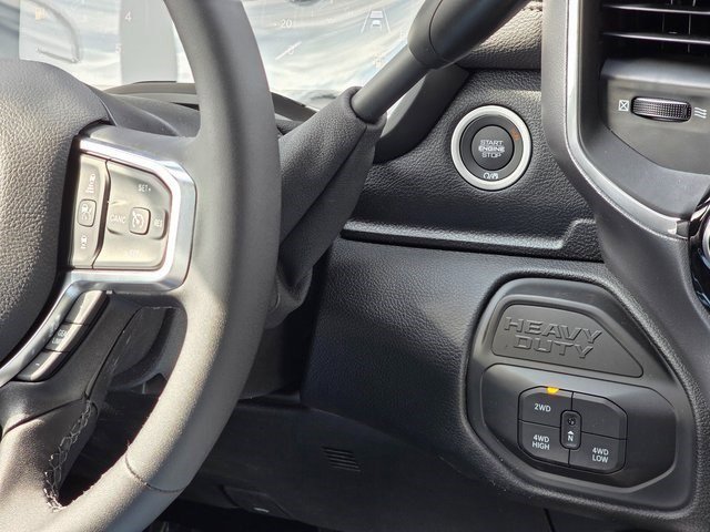 2025 Ram 2500 Laramie photo 27