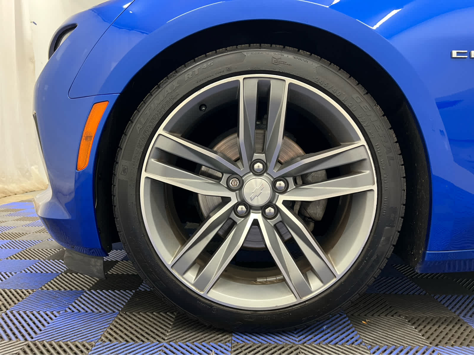 2016 Chevrolet Camaro 2LT photo 15