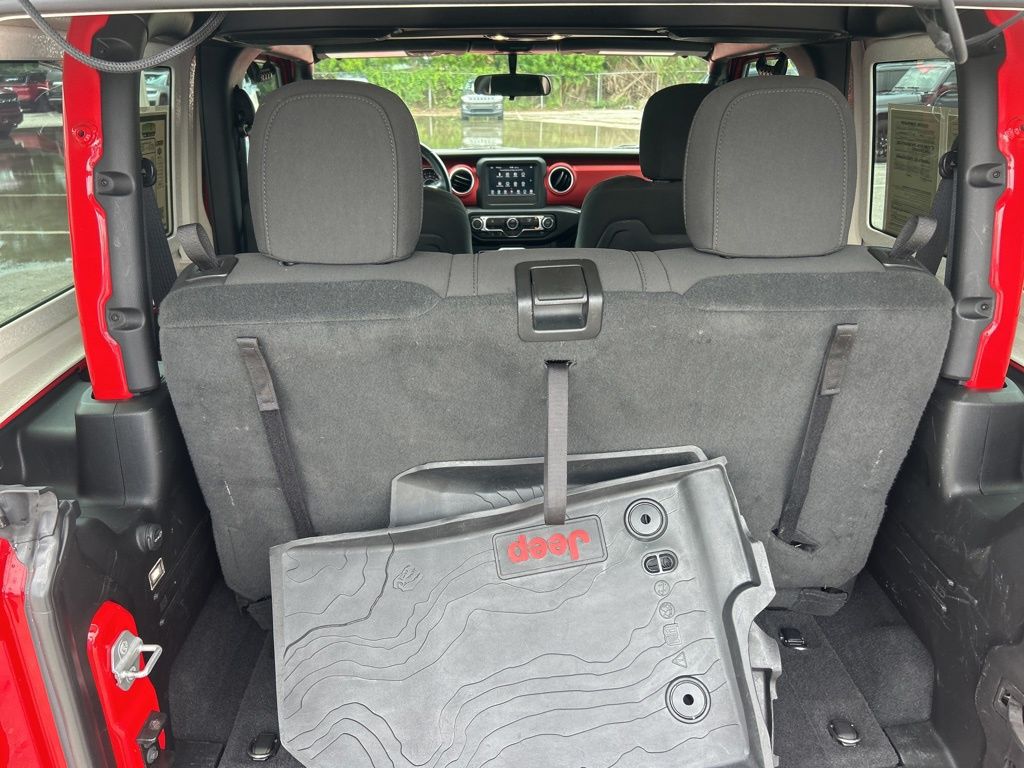 2021 Jeep Wrangler Rubicon photo 30